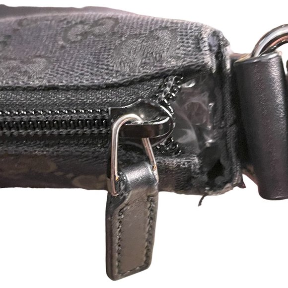 GUCCI monogram black canvas crossbody / shoulder purse unisex - Picture 4 of 15